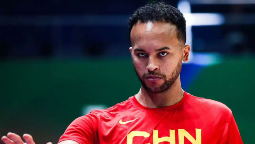 深夜12点！李凯尔官宣放弃中国国籍，中国男篮归化首试失败