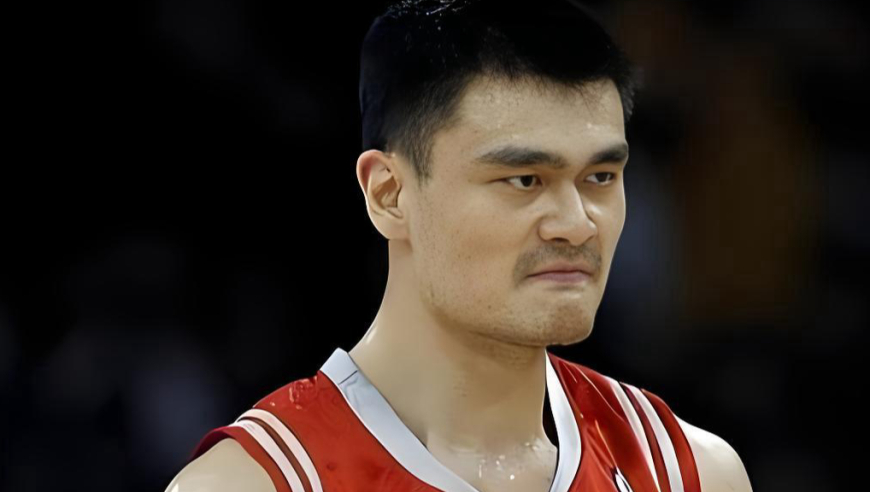 当时只道是寻常！姚明NBA内线肉搏回顾 杨瀚森急需拜师