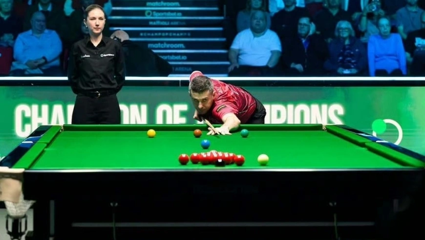 斯诺克冠中冠4强产生3席，塞尔比决胜局力克马威，会师赵心童、特鲁姆普