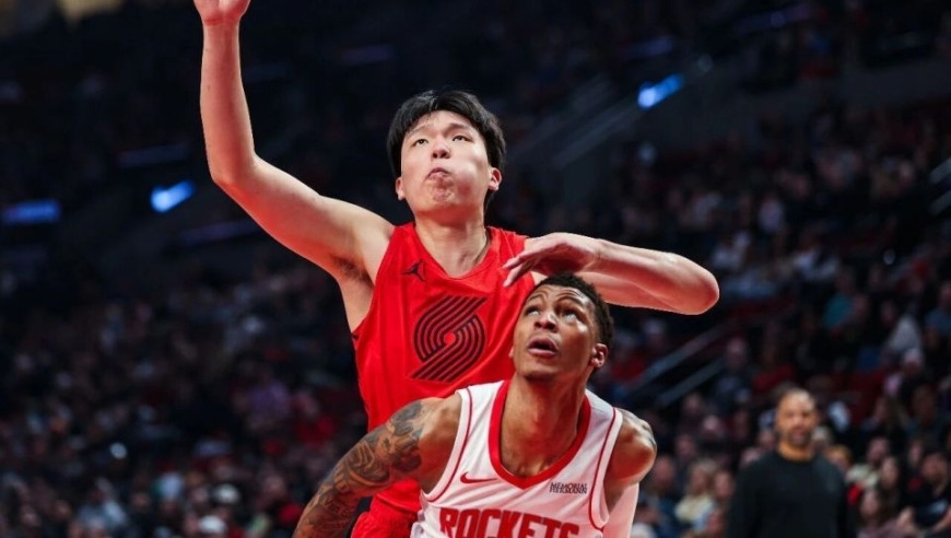 34中8！真不是人！杜兰特发怒狂砸，生涯首见！