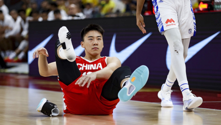 美式锋线就是香！王俊杰16分集锦 冲筐无畏+被踩掉鞋依旧霸气三分