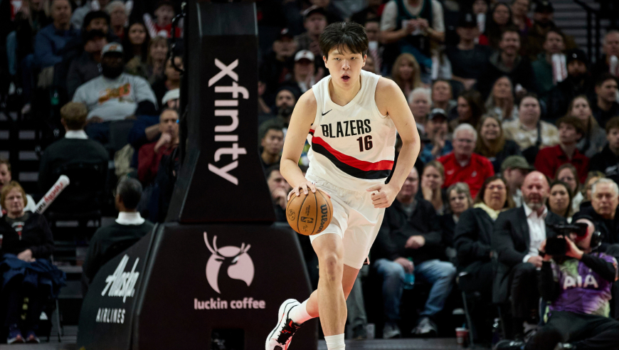 杨瀚森首节表现全程：得分+抢断+助攻全都有 一起来看看发生了什么