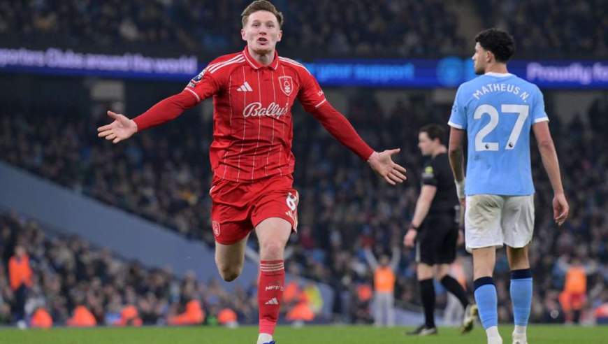 掉链子！曼城2-2保级队森林：背身单打插花脚穿裆+世界波两神仙球