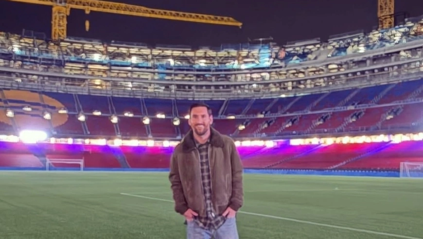 泪目！梅西重返诺坎普，1638天前带着遗憾离开，或终结拉总时代