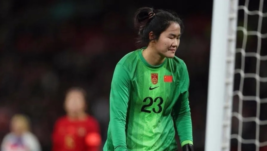 噩梦重现！中国女足0-8英格兰，队史最大失利诞生，孙雯被钉耻辱柱