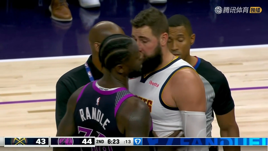 火药味上来了！里德怒推瓦兰引爆冲突吃T 约基奇连忙挡在两人之间