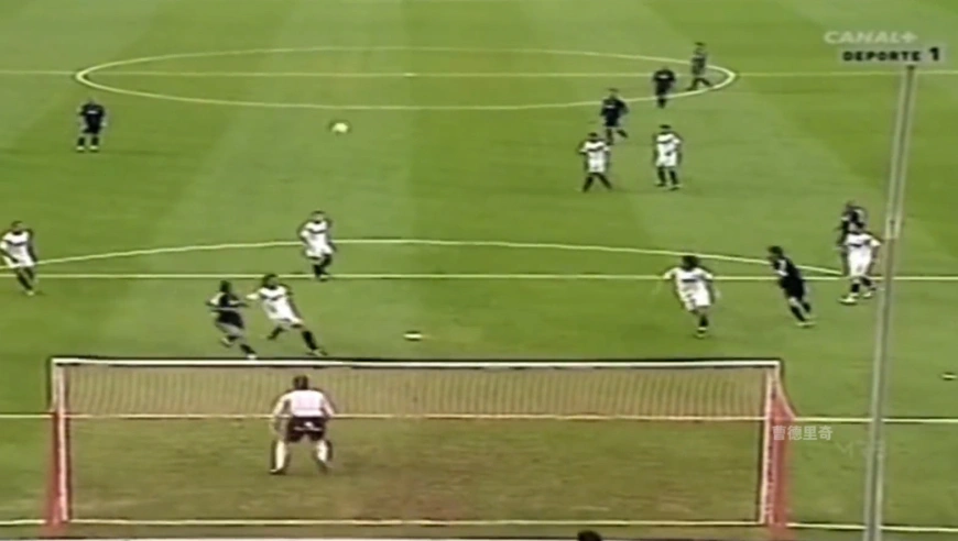 体坛记忆｜贝克汉姆皇马生涯十大神级任意球