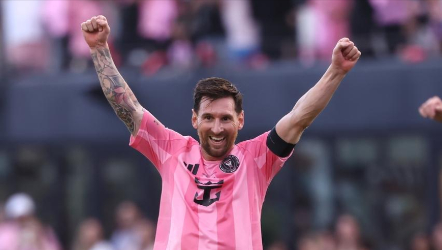 印度建21.336米梅西雕像引热议，球迷：像C罗莱万，就是不像梅西