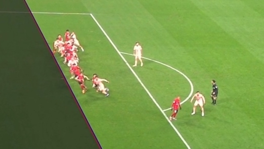 蓉城逃过一劫：武里南联定位球破门，主裁长时间VAR确定无效