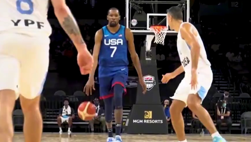 体坛记忆｜盘点：乔丹之后，NBA真正的超巨只有6人，其他人都不够资格