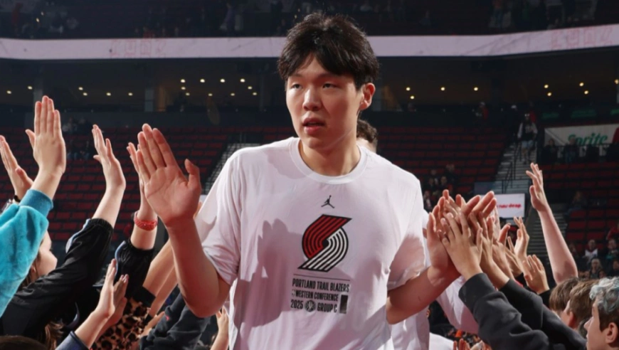 开拓者官宣召回杨瀚森：有望明日出战太阳 G联赛场均14.5分11板2帽