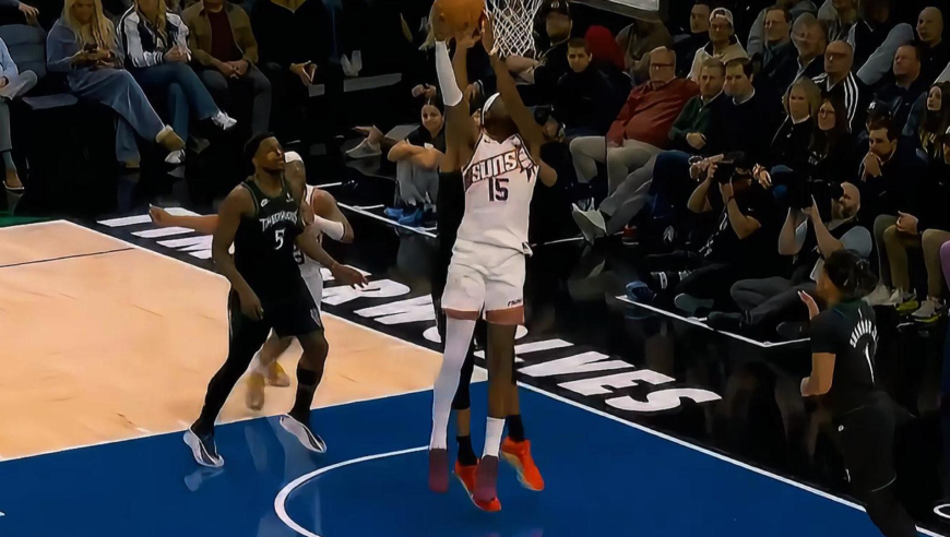 真神仙打架！太阳森林狼连进神仙球 半场前90秒时间对轰21分