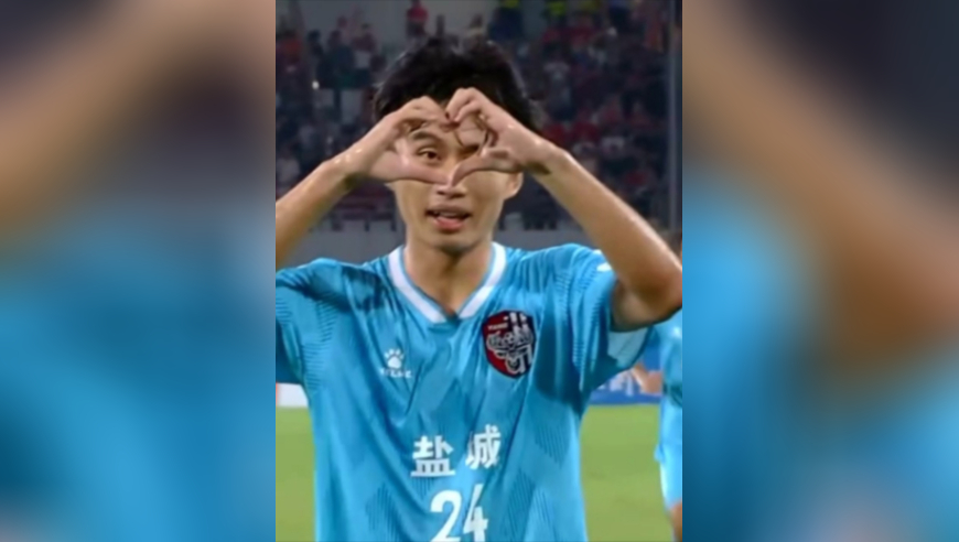 草根奇迹！苏超中圈吊射当选《天下足球》10佳球TOP1，压C罗