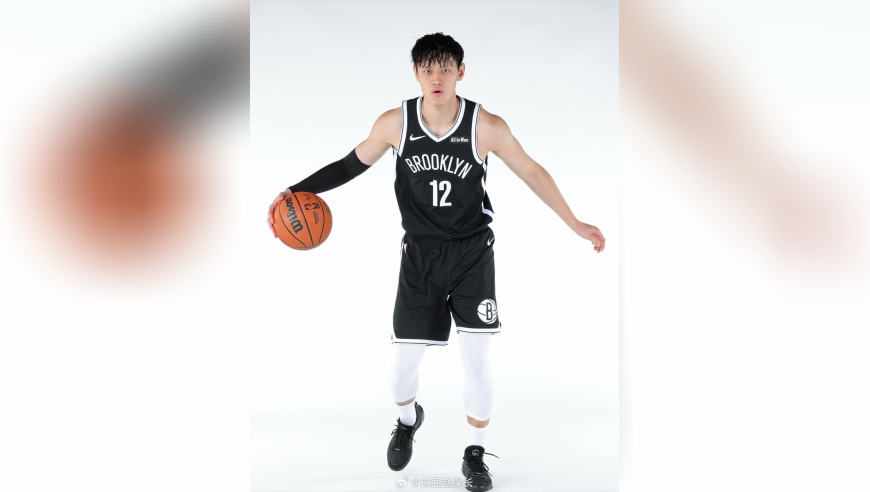 太帅了！曾凡博训练中快攻秀炸扣 全力冲击篮网双向合同
