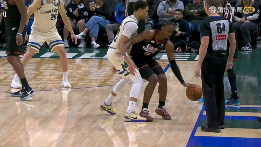 加时决战！雄鹿76人最后时刻：特纳三分准绝杀 马克西罚球追平