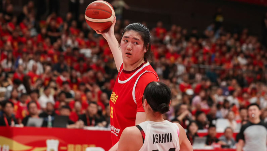女姚明！WNBA选秀预测全美第二！网友为何不希望她走出去？