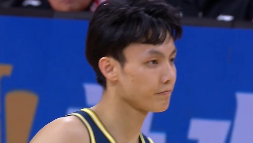 22对0！非国手完胜国家队首发控卫，请问郭导：你带谁打日本队？