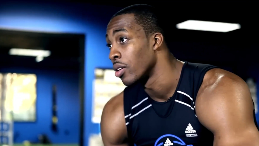 体坛记忆｜为了比肩卡戴珊纵横NBA，美女歌手席亚拉付出了多大的代价？