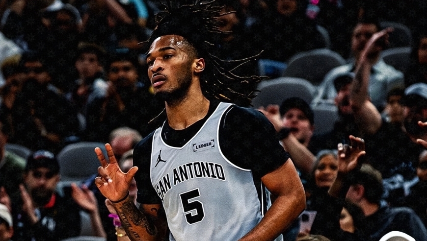 40分12板12助3断1帽！马刺4号秀刷爆NBA纪录，新一代战神卡诞生