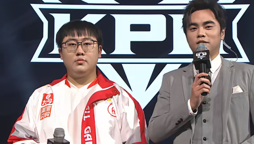 AG击败EDG拿下首胜，轩染燃尽了，采访都累，染详首个MVP