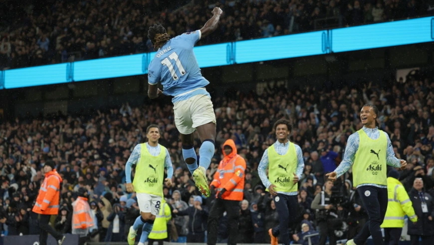 王者归来！争冠关键战完胜，曼城将利物浦踢出局，英超还是二人转