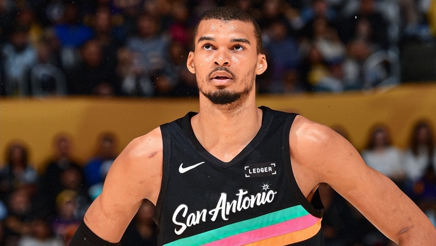 26分钟轰40分12板！就在今天，1项前无古人的NBA纪录被文班达成了