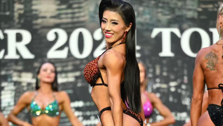 竞者丨健美教师曹婧遭非议：是肌肉雕刻者，还是激素怪物？