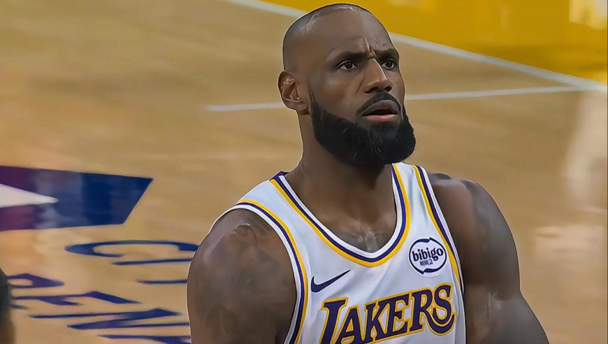 末节之王！詹姆斯再次末节开场阶段发力拿下7分包办湖人全部得分