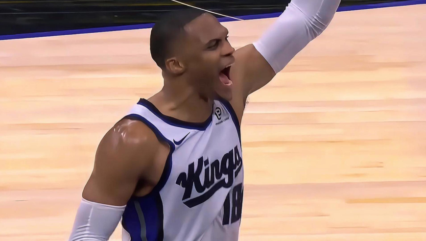 一打勇士就来劲！威少末节得分+助攻拿下三双又抢断勇士定胜局