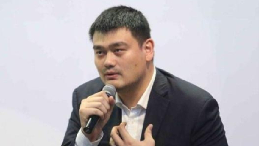 姚明评历史最强阵容，网友：能82胜0负，保底六连冠！