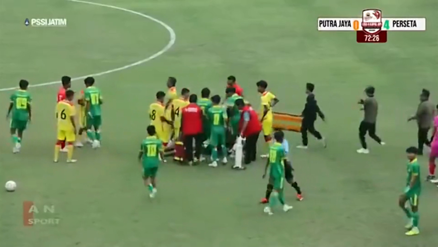 杀人动作！印尼球员飞踹对手胸口被罚终身禁赛 一起看看发生了什么