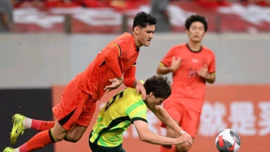中国男足结束尴尬历史？小组赛不败+0失球，刷爆四大纪录！