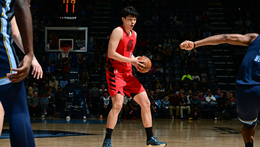 Top时刻｜开拓者灰熊五佳球：阿尔达马背扣 杨瀚森梦幻脚步暴扣