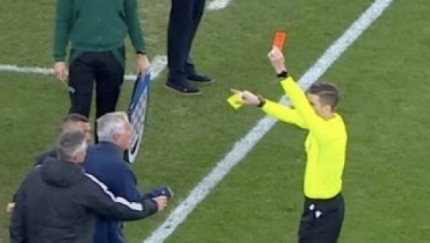 穆里尼奥第二次在欧冠染红，上次是2011年欧冠半决赛