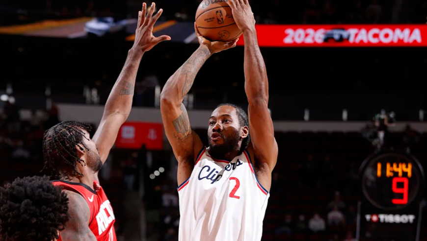 王对王！莱昂纳德末节19分，疯狂对飙杜兰特，一己之力扭转败局