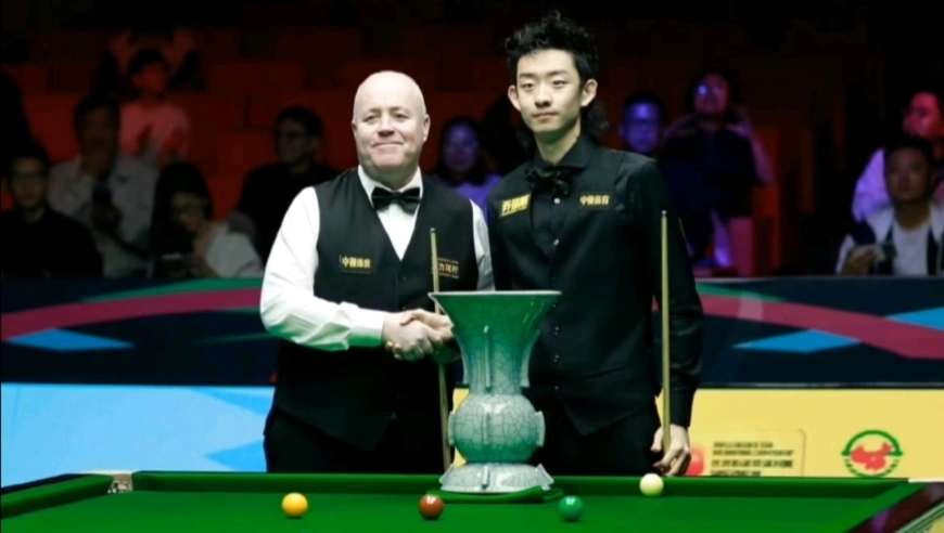 太准了！吴宜泽单杆轰108分致胜，10-6希金斯夺生涯首冠