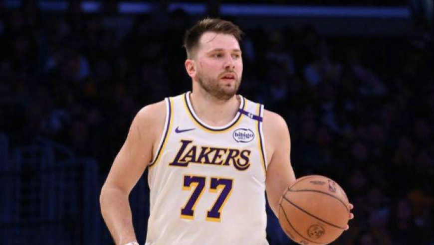 东契奇你太狠了！湖人尘封了80年的纪录，就这样被你打破了