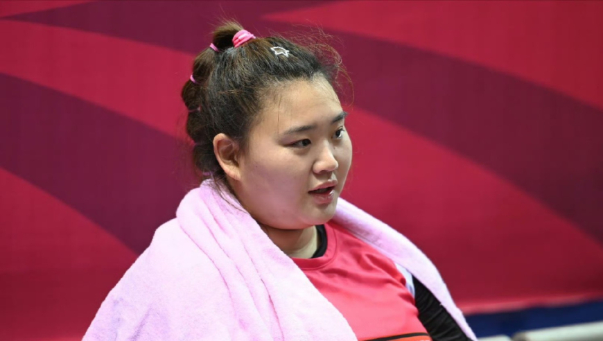 挡拆直接把对手撞翻！大宝贝刘禹彤对阵国际联队集锦：3中3砍7分