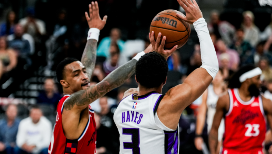 快船大爆冷！伦纳德31+6伤退，威少12+12+10德罗赞14中11，加兰爆发太晚