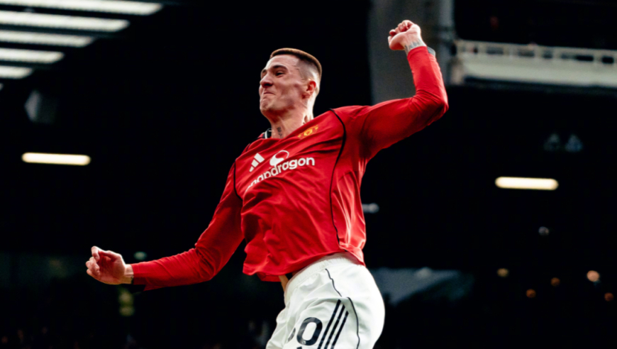 0-1到2-1！卡里克神了：曼联奇迹逆袭，神锋再次破门：8场轰入7球