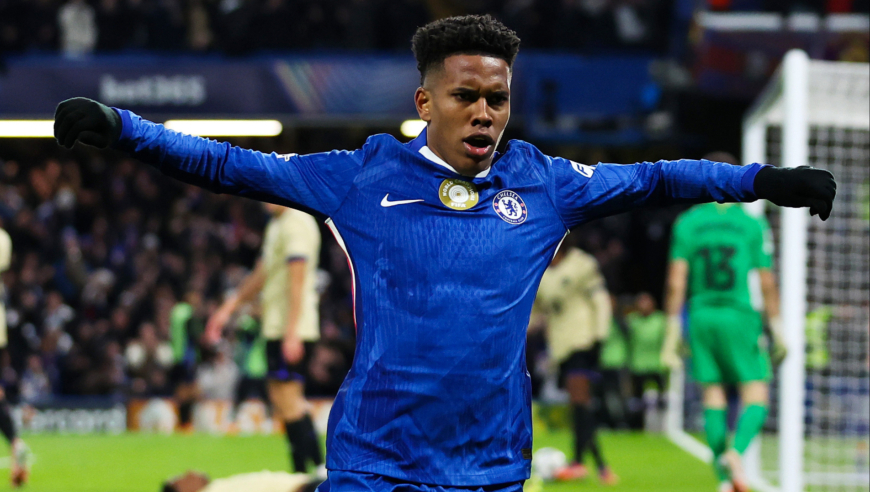 太强了！切尔西18岁新星一条龙完爆巴萨防线，亚马尔看呆了直摇头