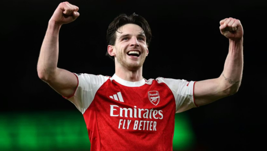 英超半程最佳阵：枪手防线霸榜，曼城新星闪耀