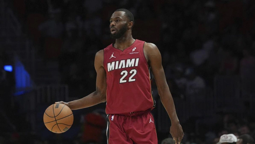 神迹全程！热火单节10记三分狂轰53分历史第二高 打崩黄蜂