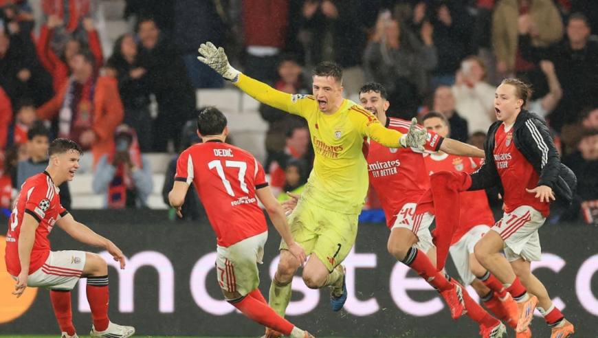 门将读秒破门！回看皇马2:4爆冷 穆里尼奥掀翻老东家晋级附加赛