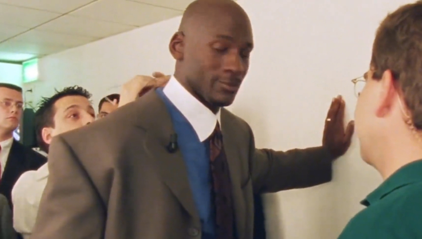 乔丹传：乔丹疯了？要价3000万美元？