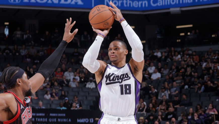 第208次三双！威少狂砍23分11板12助：三分5中3+全场零失误