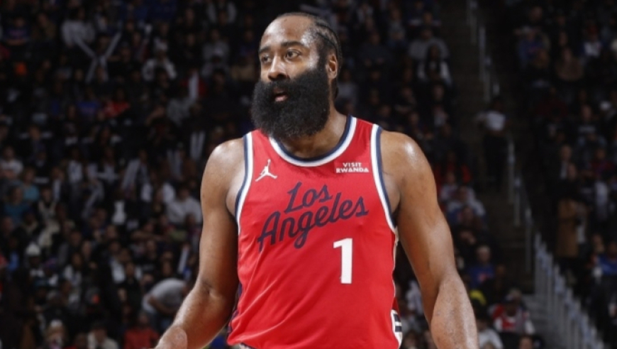 哈登19+7+7尴尬一战！20投16铁仍赢球 全场5失误7次被帽