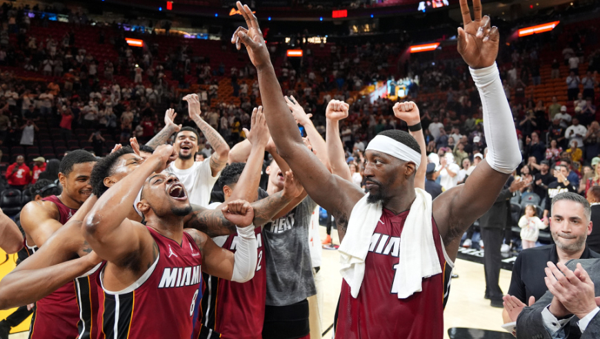 斯波解释为何放任阿德巴约冲击科比纪录 奇才主帅质疑裁判送罚球