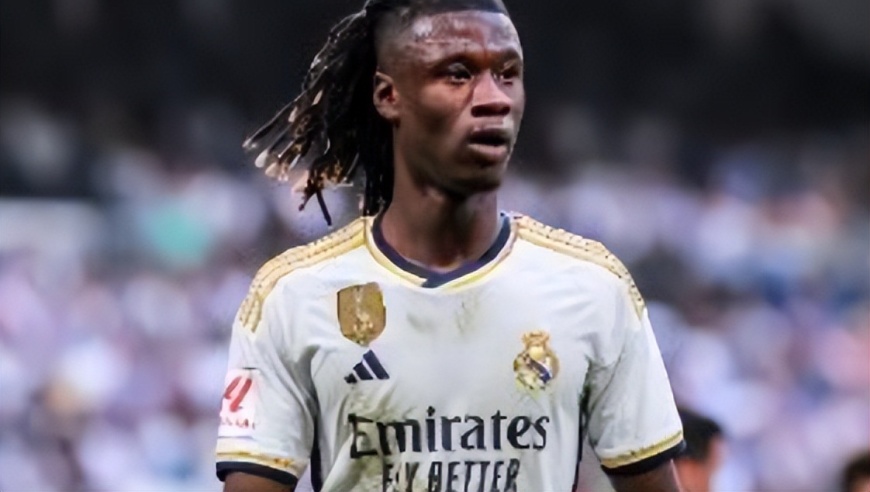 13岁法国中场全能天才横空出世，堪比卡马文加，西甲两大豪门争抢