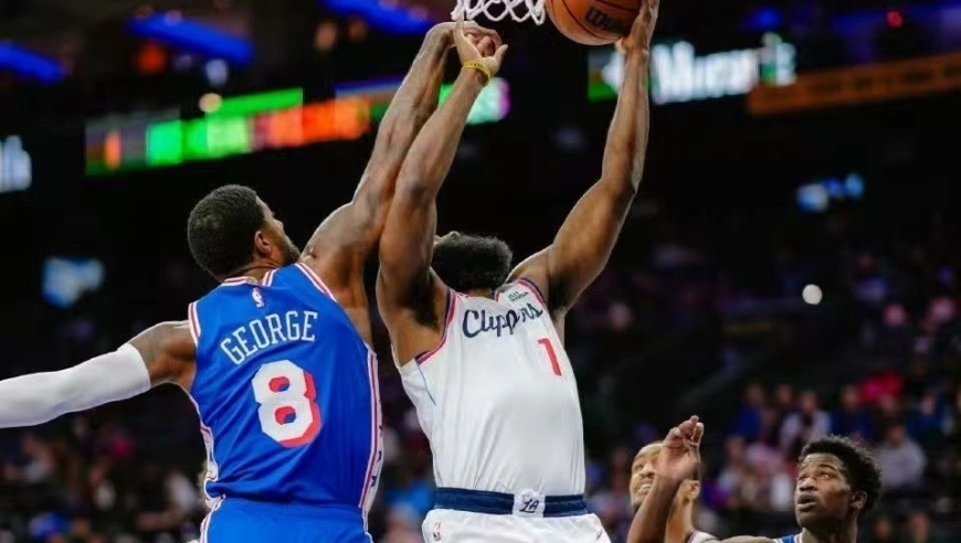 14分大逆转，快船末节崩盘！哈登空砍28+6+5沮丧离场，卢该下课了